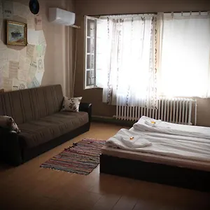 Hostel Serdika, Sofya